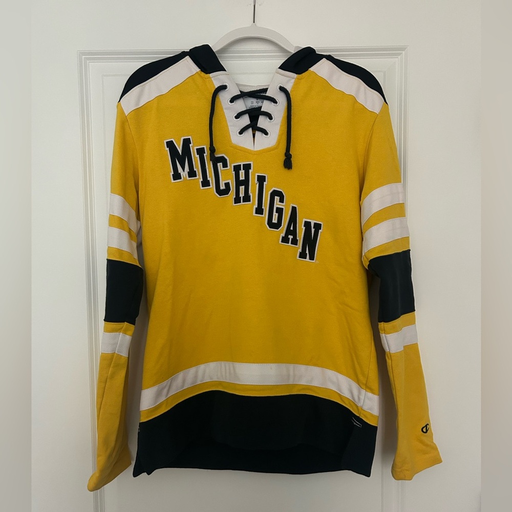 Michigan Hockey Lace-up Hoodie